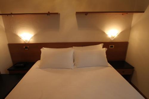 Street Hotel Комаккьо Екстер'єр фото